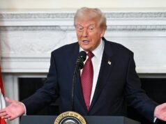 Trump reconoció que el Partido Republicano sufrió un importante golpe electoral al reconsiderar la estrategia de cierre