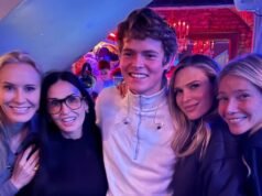 El hijo de Gwyneth Paltrow, Moses Martin, de 19 años, comparte un raro momento con él y Demi Moore después de su concierto en Nueva York.