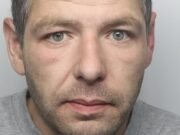 El asesino de niños que mató a su hijastra de dos años ha sido encontrado muerto en la misma prisión donde mataron a Ian Watkins.