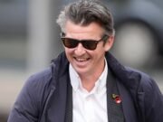 Joey Burton ha defendido su disputa en línea con Jeremy Vine como “boxeadores que intentan vender un producto”, después de que los tweets del exprofesional de la marca presentadora de televisión se convirtieran en una “nube de suciedad”.