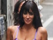 Los dedos extraños de Bianca Sensori revelados durante un viaje familiar a Australia: ‘Qué raros’