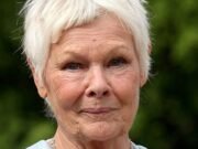 Dame Judi Dench, de 90 años, está frustrada porque ahora está tan ciega que no puede ver una obra de teatro o un programa de televisión, ¡incluido Celebrity Traitor!