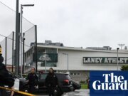 El tiroteo en el campus de Oakland en Oakland presentó a un entrenador herido en Last Chance U de Netflix