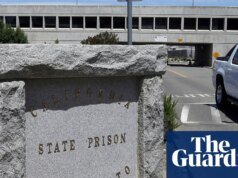 Dos agentes de California hospitalizados tras presunta agresión por parte de un recluso California