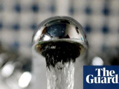 Ofwat permite a las empresas de agua cobrar dos veces por abordar las aguas residuales, el tribunal escuchará el agua