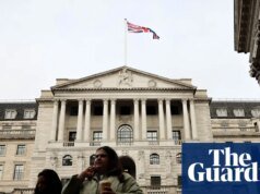 El Banco de Inglaterra mantuvo los tipos de interés sin cambios mientras advertía sobre el aumento del tipo de interés por desempleo