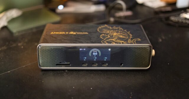 Anker-dock.jpg