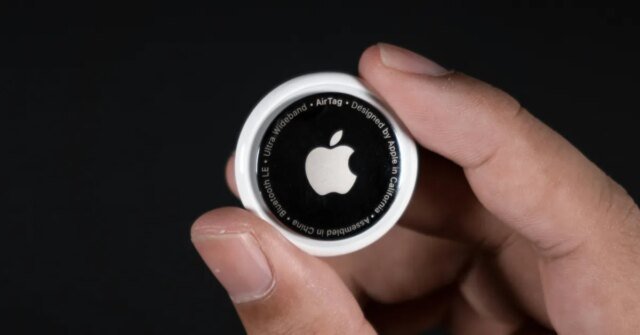airtag-in-hand.jpg