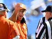 Dabo Swinney de Clemson todavía está harto de los deberes del fútbol universitario