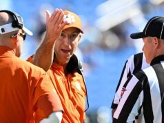 Dabo Swinney de Clemson todavía está harto de los deberes del fútbol universitario