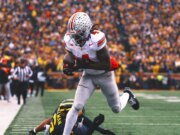 ¿Touchback o TD? El WR de Ohio State, Jeremiah Smith, generó controversia contra Michigan