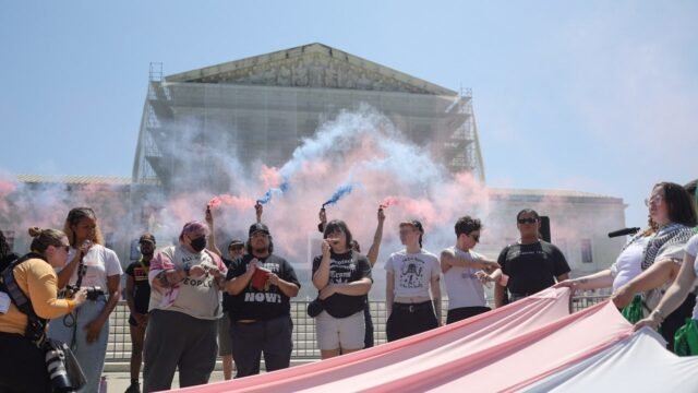 supreme-court-trans-protesters.jpg