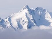 Una mujer muere congelada durante una caminata alpina. ¿Es su novio culpable?