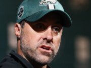 Eagles OC Kevin Patullo está dando huevos a los fanáticos en su casa después de la derrota ante los Bears