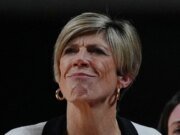 Jan Jensen de Iowa admite lo que salió mal a la defensiva contra UConn