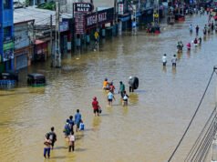 En fotos y vídeo: Devastadoras inundaciones azotan el sur de Asia