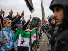 Los sirios celebran el aniversario de la caída de Bashar al-Assad