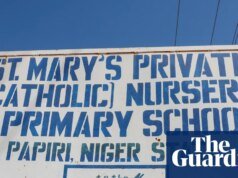 El Estado nigeriano ha liberado a 100 de las 265 escolares secuestradas Nigeria