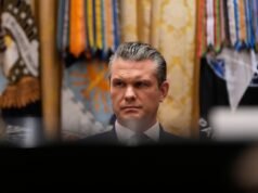 Los republicanos comenzaron a apretar las tuercas al Pentágono de Hegseth