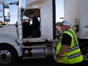 Una revisión federal muestra que el 44% de las escuelas de camiones de EE. UU. no cumplen con las normas gubernamentales – The Mercury News