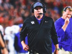 Kentucky despide al entrenador con más años en el cargo de la SEC, Mark Stoops, en su decimotercera temporada