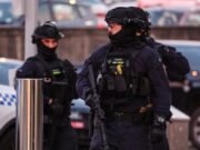 Diez muertos tras tiroteo masivo en la playa Bondi de Australia durante las celebraciones de Hanukkah