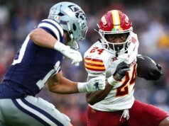 Los estados de Iowa y Kansas optan por no participar en los juegos de bolos de fútbol universitario