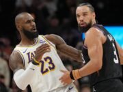 Los Suns ganan mientras LeBron James y Dillon Brooks se enfrentan a los Lakers