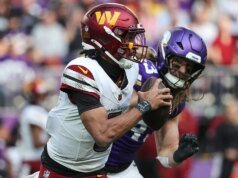 Noticias de la NFL: el comandante Jayden Daniels abandona el juego después de una conmoción cerebral