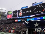 Los patriotas honran a las víctimas del ataque terrorista en la Universidad de Brown, Australia