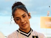 La boxeadora Amanda Serrano se ofrece a reemplazar al peleador lesionado en UFC 324