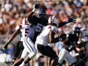 Georgia Tech consigue al ex DL de UConn Vincent Carroll-Jackson