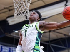 Holt, uno de los 10 mejores reclutas nacionales, protagonizará Branch III, Collins Crush in the Valley