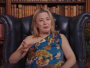 Cómo la estrella de The Traitors, Harriet Tice, superó la adicción al alcohol y la muerte de su mejor amiga para seguir la carrera de sus sueños mientras disfruta de una fortuna de £ 15 millones con su esposo, un empresario de la ciudad.