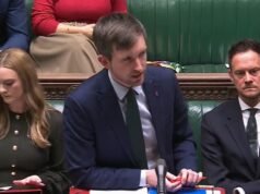 “Demasiado poco, demasiado tarde”: Reeves envía a un subsecretario a anunciar un recorte del 15% en las tarifas comerciales para los pubs, pero sólo durante tres años y el sector hotelero en general no obtiene nada