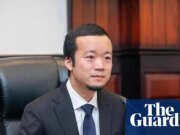 El presunto capo de la estafa, Chen Zhi, ha sido extraditado a China tras su arresto en Camboya. Camboya