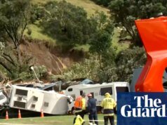 Dos muertos y nueve desaparecidos tras deslizamientos de tierra que azotaron casas y campamentos en Nueva Zelanda Nueva Zelanda