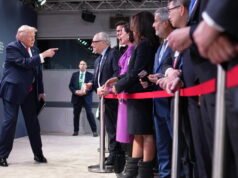 Un Trump audaz azota su acercamiento al mundo