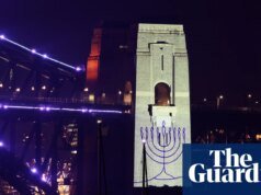 Líderes empresariales y obispos católicos se han sumado a los pedidos de una comisión real tras el ataque de Bondi Noticias australianas