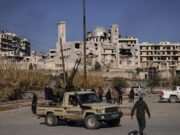 Türkiye advirtió que Siria podría usar la fuerza militar contra las SDF, aliadas de Estados Unidos.