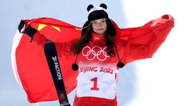 olympics-china-eileen-gu-001.jpg