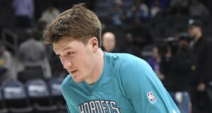 Interesante omisión de la alineación de todos los tiempos de la NBA de Conn Knuepel que cree que tendrá marca de 82-0