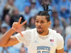 Stevenson quedó impresionado con el desempeño de Hill sin un titular clave