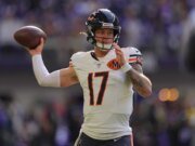 Según se informa, un equipo está interesado en el QB suplente de los Bears, Tyson Bazent