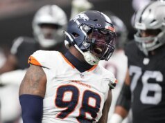 El agente libre DL insinúa la firma en línea de los Titans