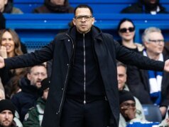 La crítica críptica de Liam Rosenia al jugador del Chelsea después del empate del Burnley: ¿a quién se refería?