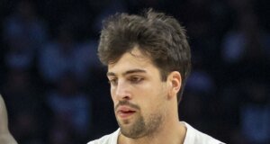 Los Blazers quieren encerrar a Denny Abdija