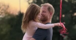 Meghan compartió una foto de Harry cargando a Lilibet en sus brazos mientras ella y Archie eran su ‘San Valentín para siempre’.