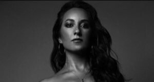 La bailarina de 38 años, que compitió en Britain’s Got Talent junto a futuros Strictly Professionals, se quitó la vida tras ser arrestada por delitos sexuales, según una investigación.