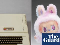 De Laboubas a burkinis: V&A presenta una galería de diseño actualizada del siglo XXI | El V&A